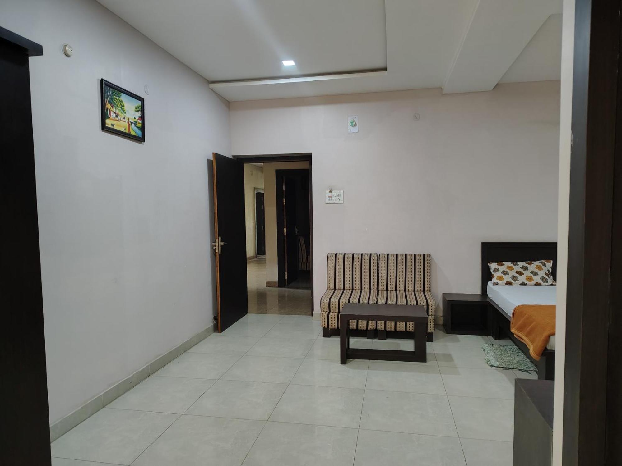 Hotel Indraprasth Balangir Zewnętrze zdjęcie